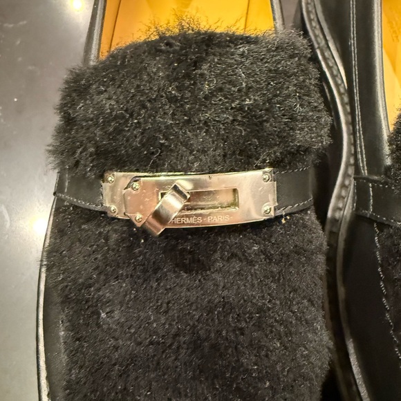 Hermes icone calfskin “Kelly” loafers with fur size 7